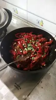 Make Spicy lobster step 8