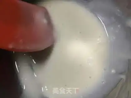 Make Rolling sugar cake step 1