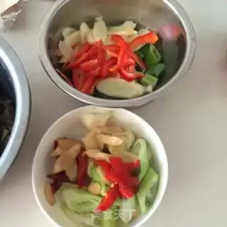 Make cucumber cucumbers step 2