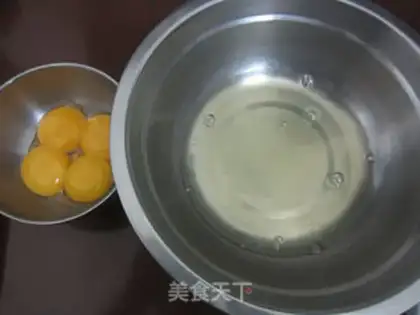 Make Light cream cupcakes step 1