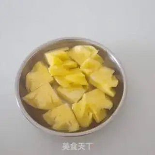 Make Pineapple duck step 0