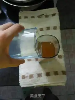 Make A cup of crayon tea step 3