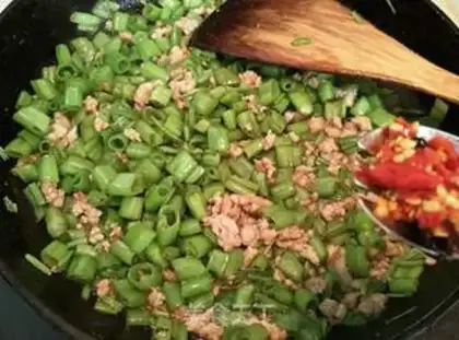 Make Scrambled meat step 11