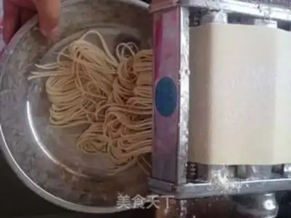 Make Handmade cold noodles step 3