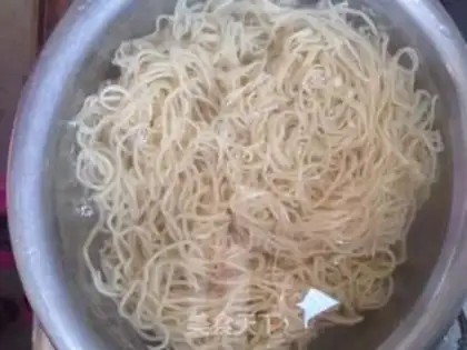 Make Handmade cold noodles step 4