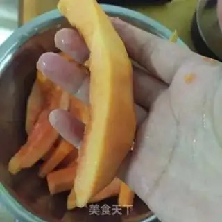 Make Pumpkin apple carrot juice step 1