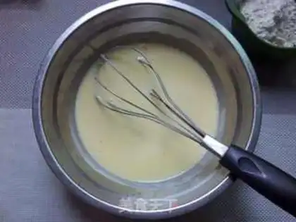 Make Blueberry yogurt cake step 3
