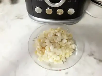 Make Oatmeal almond cookies step 0