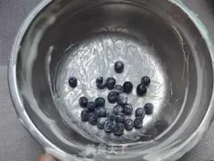 Make Blueberry yogurt cake step 10