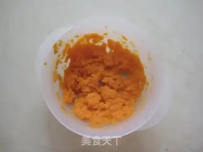 Make Carrot mashed mashed rolls step 5