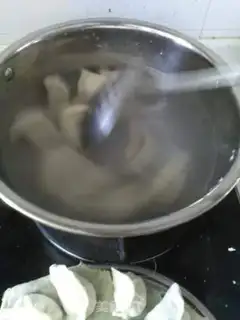 Make Pepper pork dumplings step 6