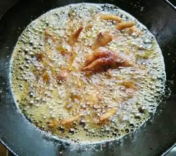 Make Spicy chicken claws step 3