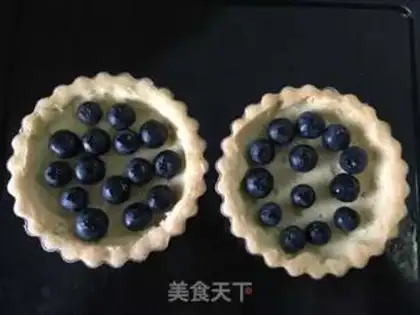Make "The five petal flowers." step 1