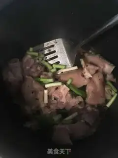Make Secret pig hoof step 2