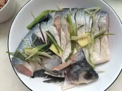 Make Pepper chopper, open-screen fish step 3