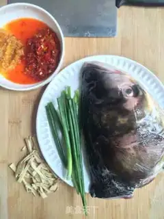 Make Scratch the fish head step 0