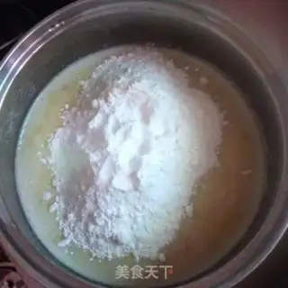 Make Banana tarts, marfin cake step 2