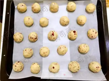 Make Cranberry potato bread step 4