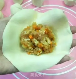Make Pork onion pie step 10