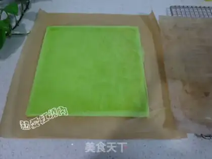Make Pineapple Mush cake roll step 15