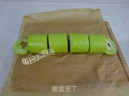 Make Pineapple Mush cake roll step 19