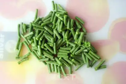 Make The garlic fans mixed the beans step 0