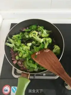 Make Fried broccoli step 4