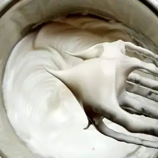 Make Yogurt cake step 6