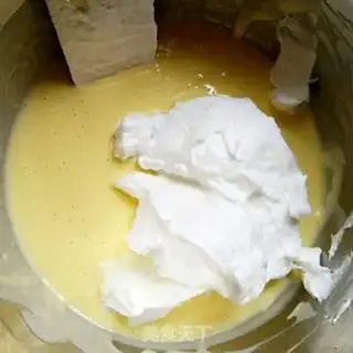 Make Yogurt cake step 7