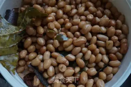 Make Five pickles of peanut rice step 4