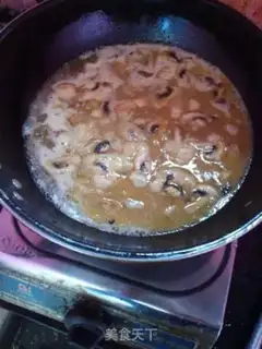 Make Curry potatoes and mushrooms step 5