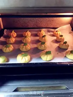 Make Pumpkin step 7