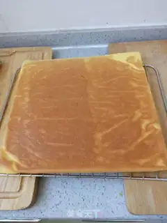 Make Strawberry cake rolls step 21