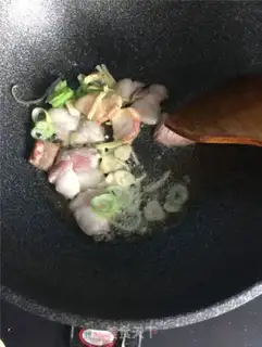Make Five bouquets and beans step 3