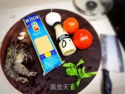 Make Shrimp pasta step 0