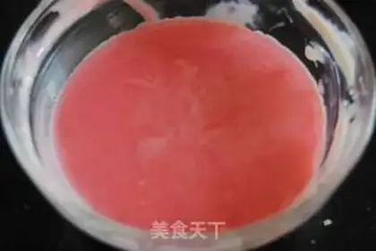 Make Strawberry chocolate cake step 19