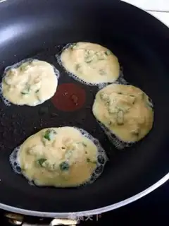 Make Egg bean cake step 1