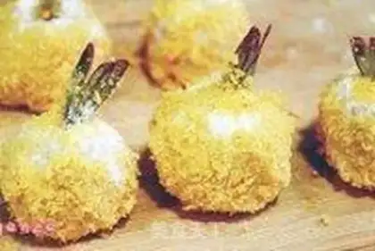 Make Potato shrimp balls step 5