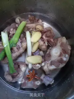 Make Red cow tail step 2
