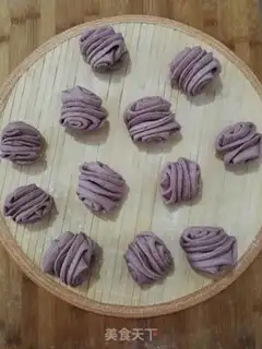 Make Chip rolls step 16