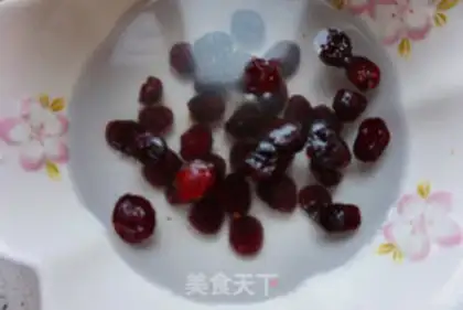 Make Berry-dry three-coloured chicken step 0
