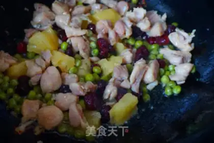 Make Berry-dry three-coloured chicken step 6