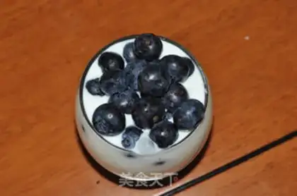 Make Olio blueberry yogurt step 5