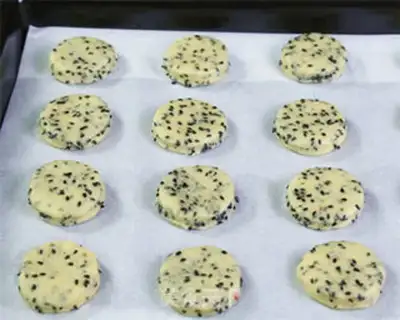 Make The salty black sesame muffin step 10