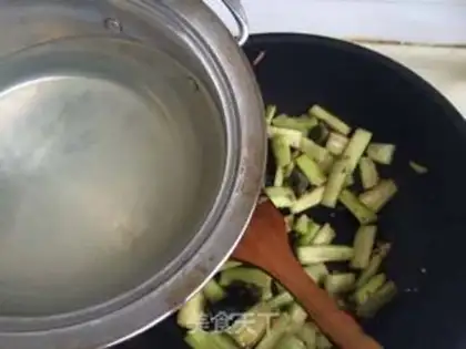 Make Smelt-skinned egg tofu soup step 7