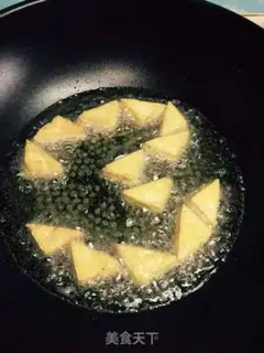 Make Five-colour chicken juice stinks of tofu step 1