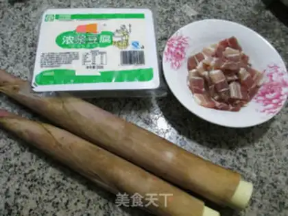 Make Salt lashes and tofu soup step 0