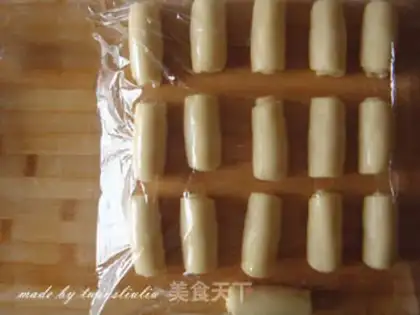 Make Eight little loaf pies step 17