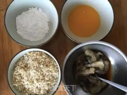 Make Boiled golden shrimp step 5