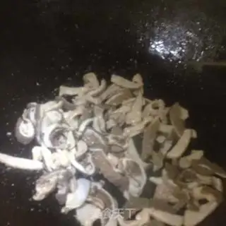 Make A sauerkraut belly step 2